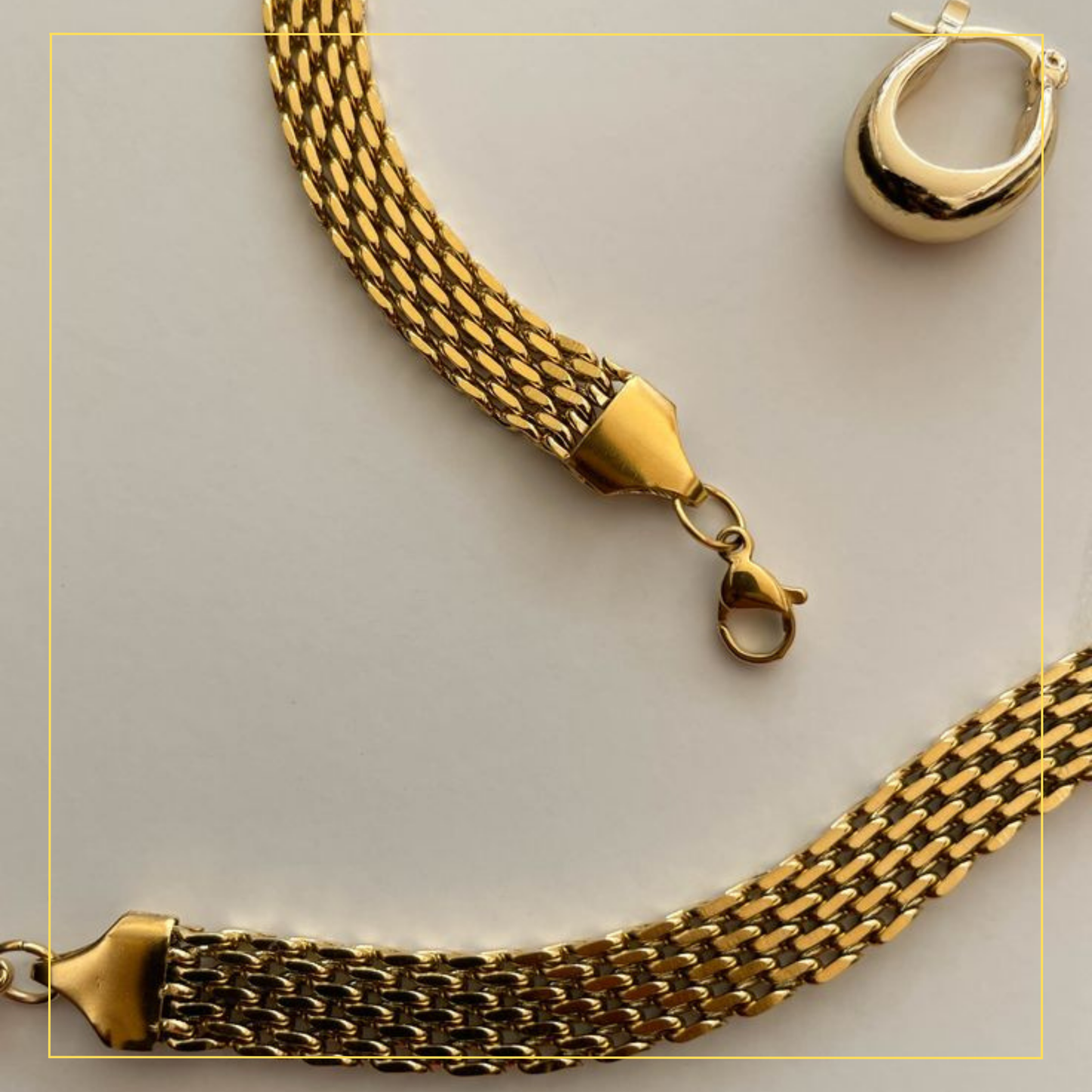Gold Brick Mesh Bracelet