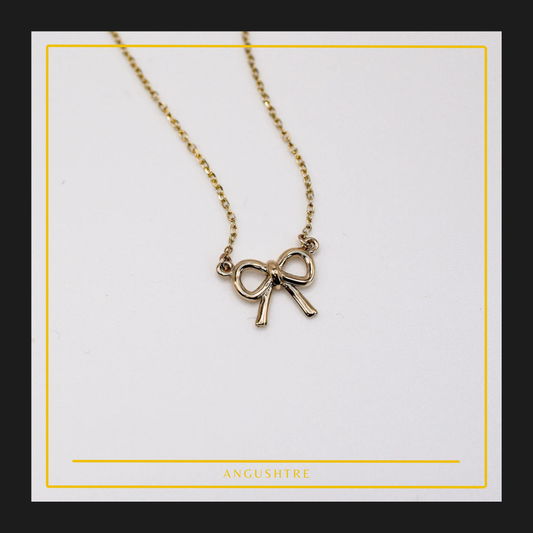 Dainty Ribbon Pendent