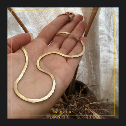 Elegant Snake Gold Choker