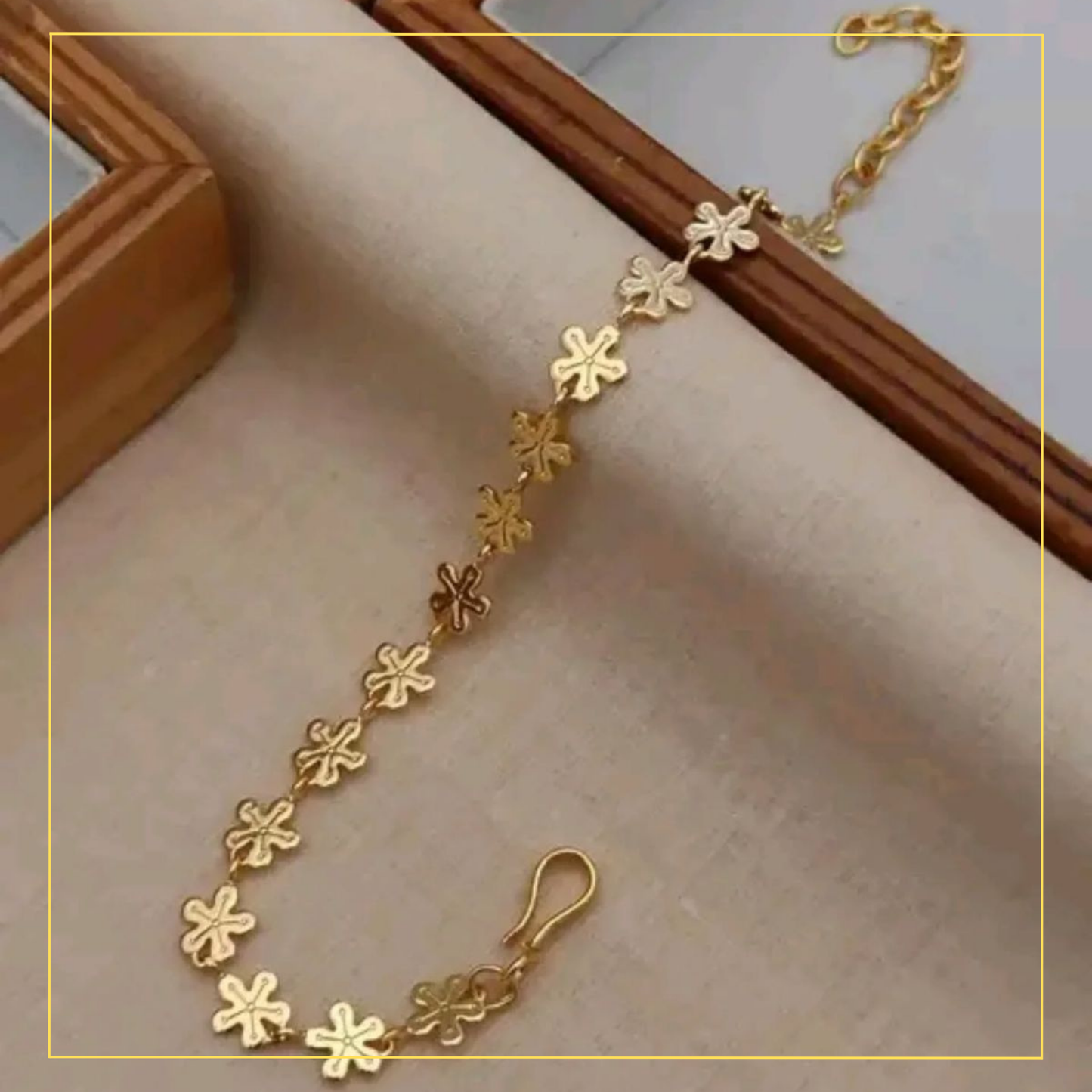 Leaf Clover Bracelet dell