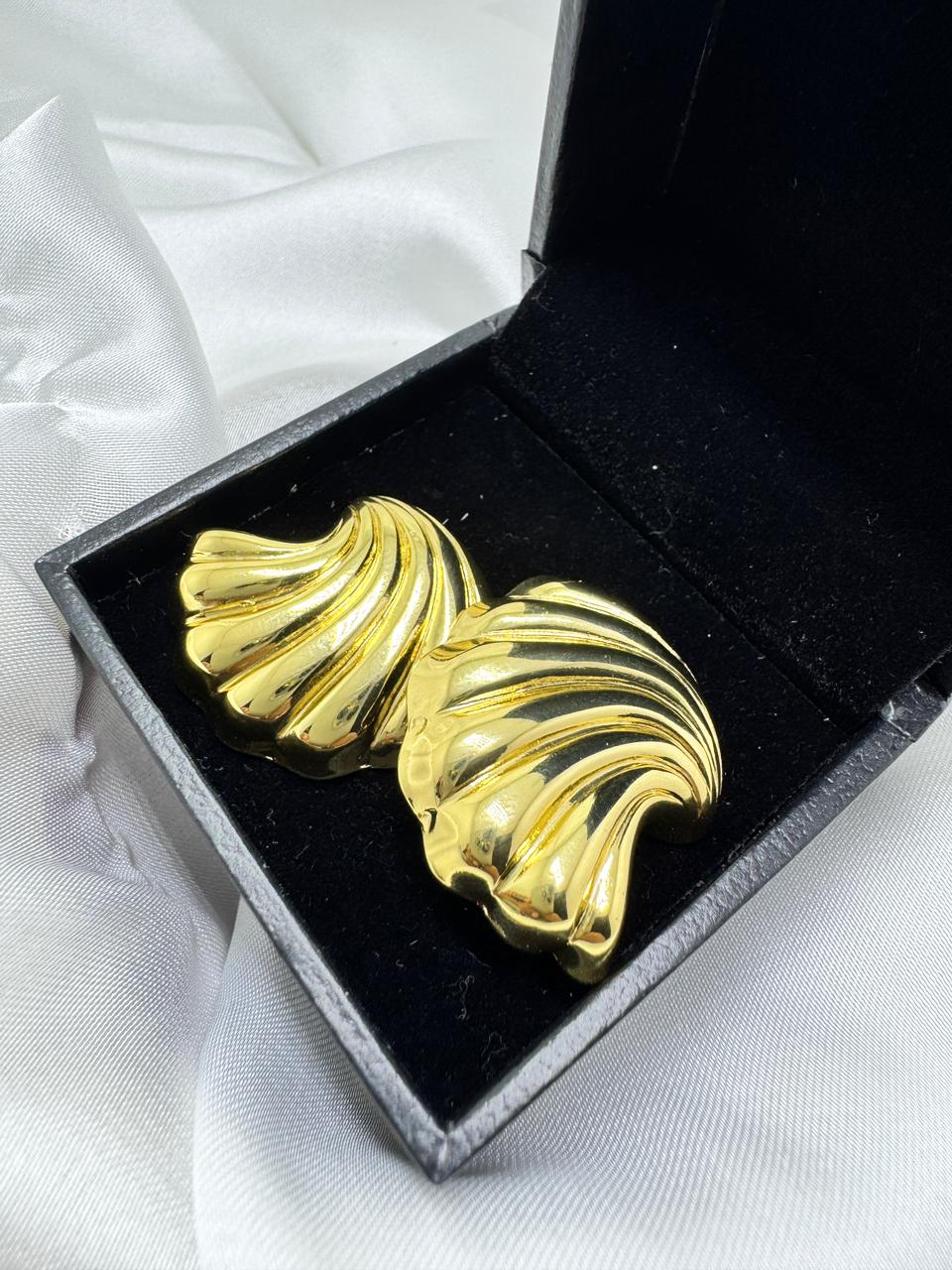 Stainless Steel Gold Earrings.