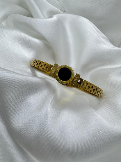 Black roman stylish bangle